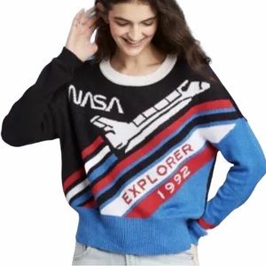 NASA 1992 Challenger sweater.  Youth XXL. Excellent condition.